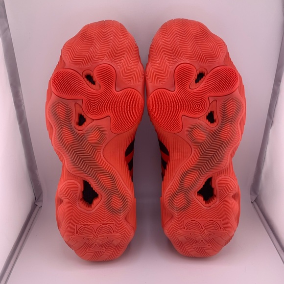 Trae Young 3 Basket Ball Shoes Men’s Size 10 women’s size 11 - Picture 7 of 9